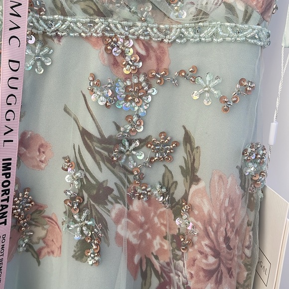 Mac Duggal - Blue Multi Floral Flutter Sleeve V-Neck Maxi Dress - Size 10 - Picture 9 of 17